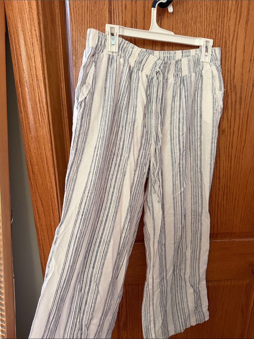 White & Blue Striped Casual Linen-Blend Pants